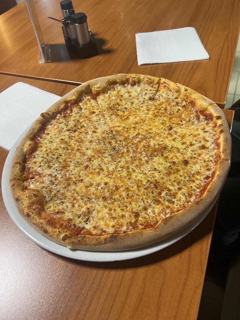 Tigris Pizza und Kebap Auswahl
